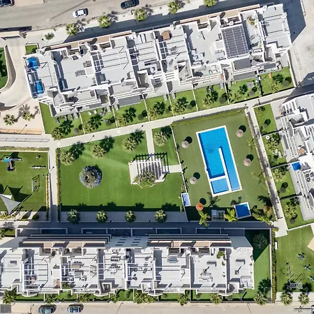 Valentino Golf Ii Luxury Apartment